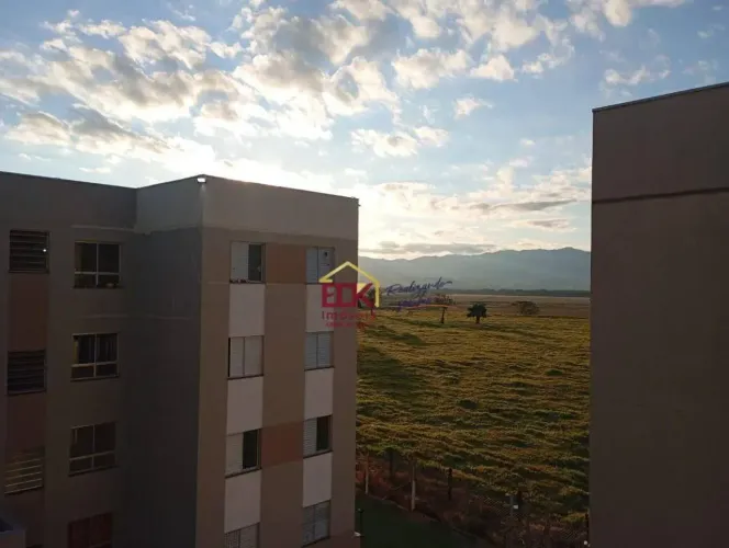 Apartamento com 2 dormitórios à venda, 50 m² por R$ 95.000,00 - Vila Bela - Taubaté/SP