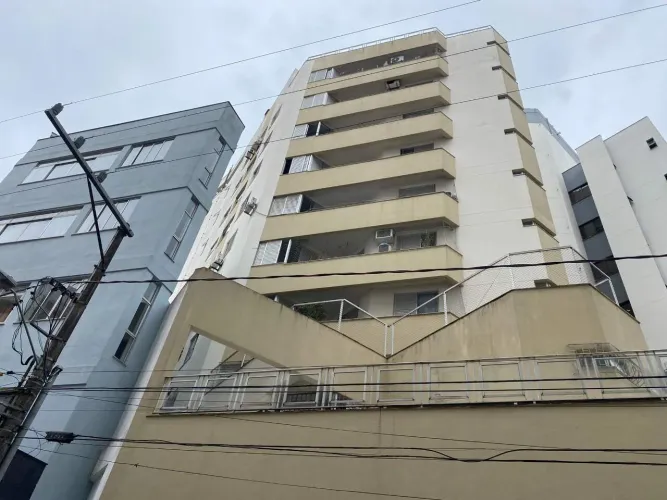 Apartamento à venda, 4 quartos, 1 suíte, 2 vagas, Centro - Florianópolis/SC