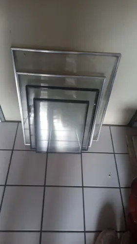 Vende-se 4 lindos quadros