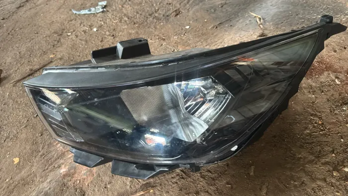 FAROL ESQUERDO HB20 2023