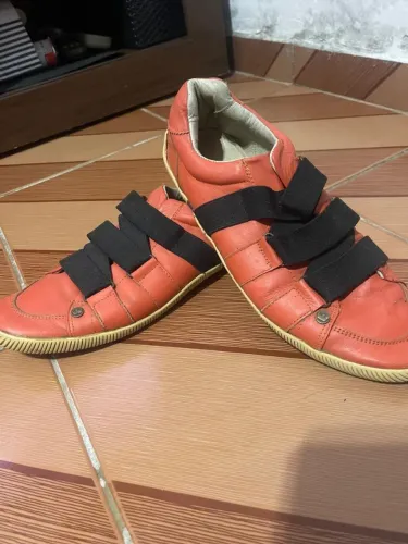 Tenis variados masculino número 40