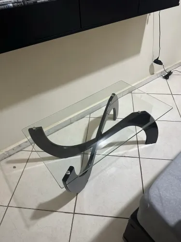 Mesa centro vidro e madeira preto ! 