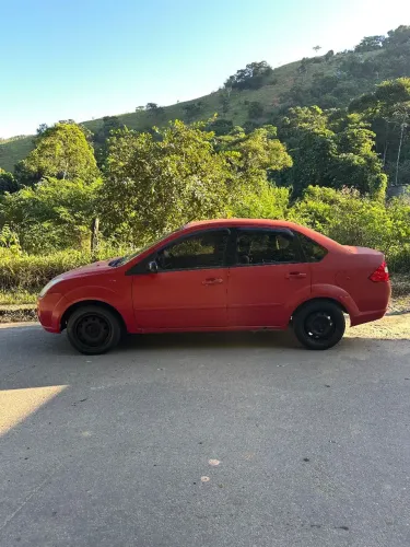 Ford Fiesta Sedan 1.0 8V Flex 4P 2009