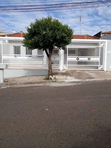 Casa com 4 dormitórios à venda, 190 m² por R$ 370.000,00 - Palmital - Marília/SP
