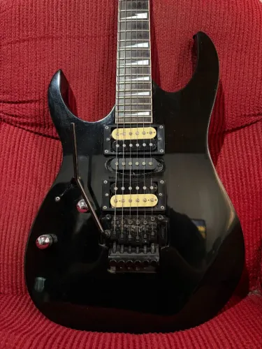 guitarra ibanez gio