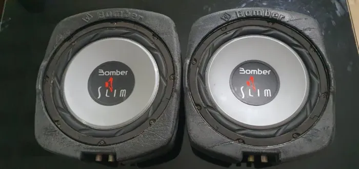 Subwoofer Bomber Slim 10 pol