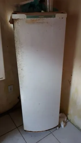 Vendo geladeira