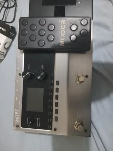 Pedaleira mooer ge 150