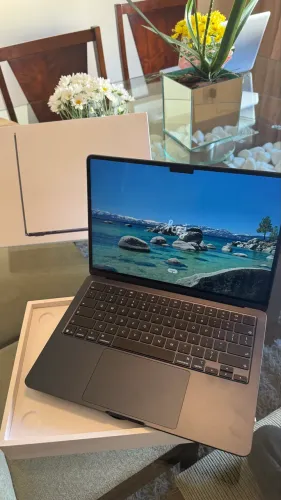 MacBook Air M5. 512/16gb de RAM. Novo.