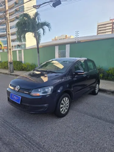 Volkswagen Fox Bluemotion 1.6 MI Total Flex 5P. 2013