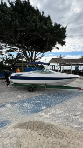 Ventura 22 c/ Mercury Optimax 175 Hp