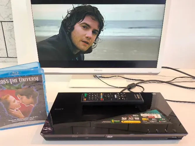 Blu-ray Player Sony BDP - S4100 Full HD + Controle Remoto + Filme Brinde ( BIVOLT )