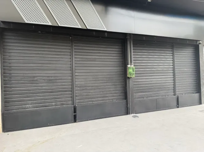 Portas para loja comercial 