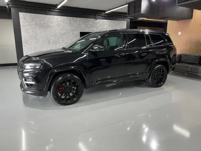 Jeep Commander Black Hurricane 2.0 4X4 TB AUT 2025