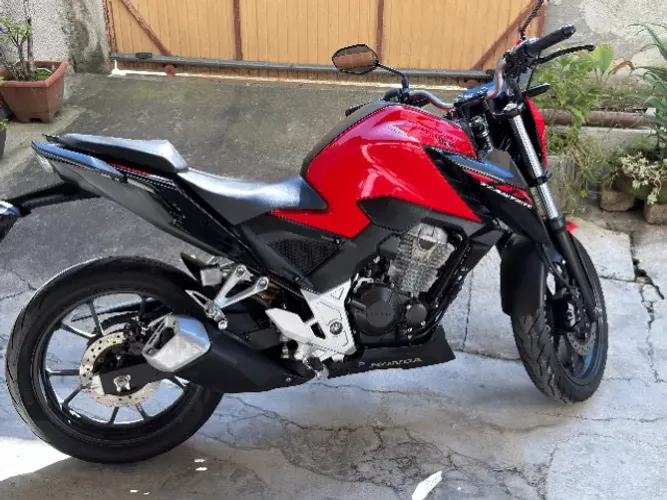 Honda CB 300F Twister Flex 2024