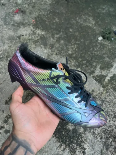 Chuteira mizuno