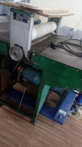 maquina cortar caixa de pizza