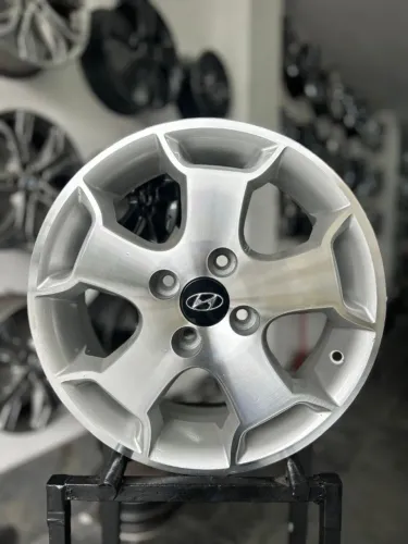 Jogo de rodas Hyundai HB20 X aro 15