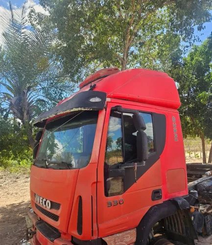 Cabine do iveco 330