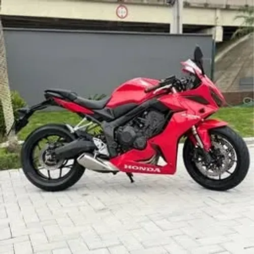 CBR 650R 2021  IMPECAVEL