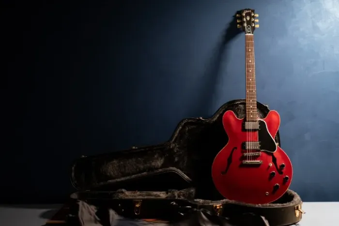 Gibson ES-335 Dot Satin Cherry 2005