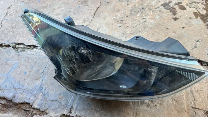FAROL DIREITO HB20 2022