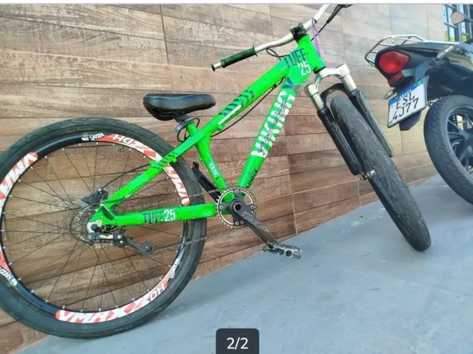 Vendo VK, cubo pro 7, aro VMAX, kit single e câmera kenda nova de brinde, bike tem MT 200 