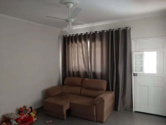 2 casas no mesmo terreno com 4 quartos à Venda com 181 m² no Cidade Nova Rio Claro/SP.