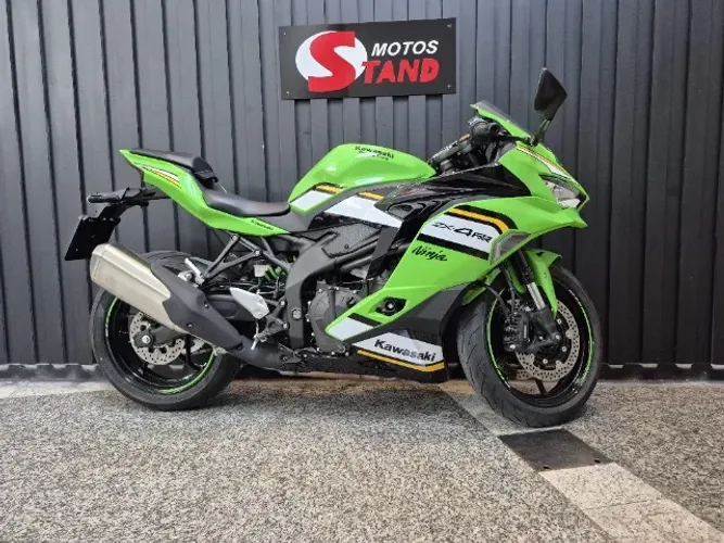 Kawasaki zx4-rr