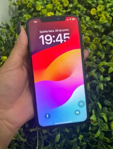 Vendo IPhone 11 Pro Max 256gb bateria 82% tudo limpo zerado de procedência