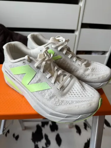 New Balance Super Comp Trainer V3