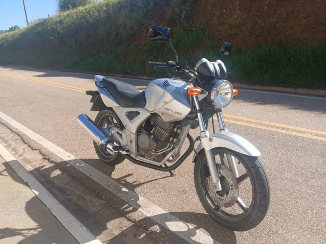 Honda CBX TWISTER