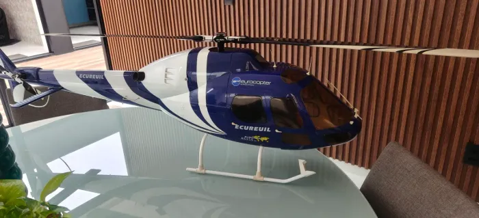 Helicóptero Align Trex-600 com Carenagem