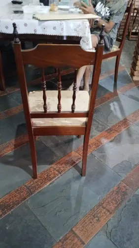 6 Cadeiras rústicas