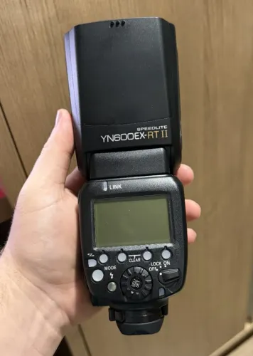 Flash YONGNUO YN600EX-RT II Novo