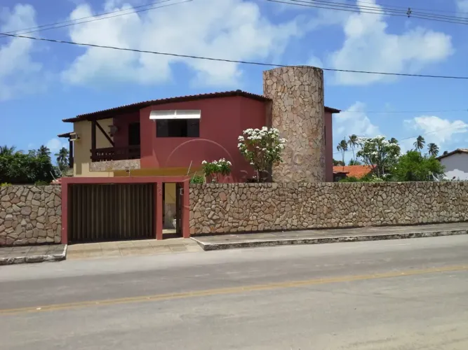 Casa com 5 quartos e Piscina à venda em Paripueira