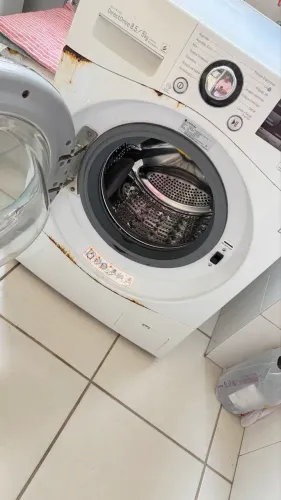 Lava e seca LG