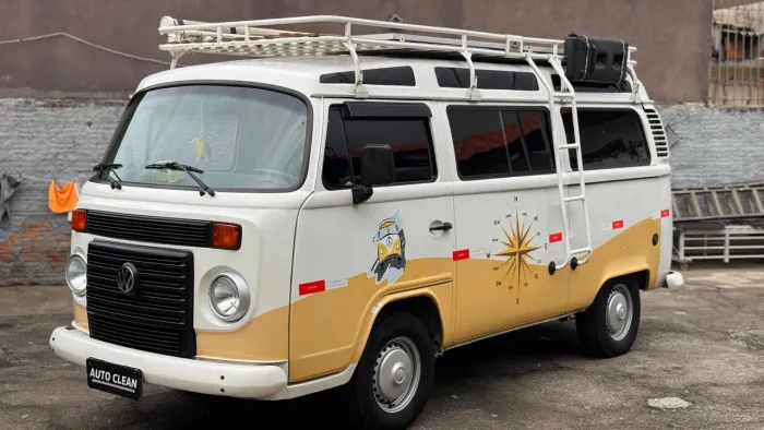 Volkswagen Kombi Standard 1.4 MI Total Flex 8V 2014