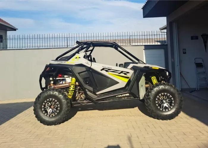 UTV POLARIS RZR PRO XP SPORT 4X4 