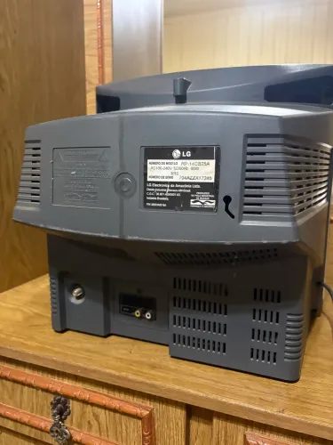 Televisão LG 14 polegadas Tubo