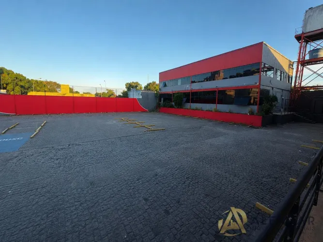 IMÓVEL COMERCIAL COM 740M² PARA LOCAÇÃO NA AV. CARLOS LINDENBERG VILA VELHA/ES