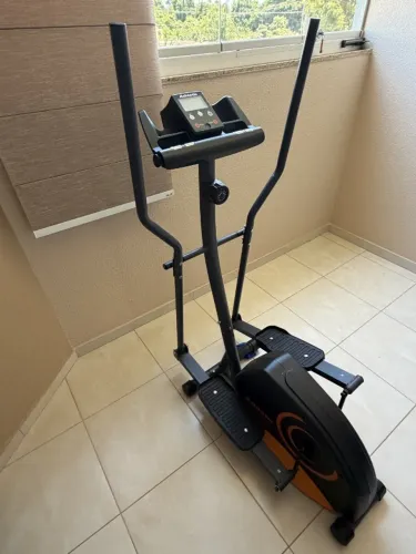 Elíptico Athletic Advanced Magnetron | Pouco Usado | Perfeito Estado