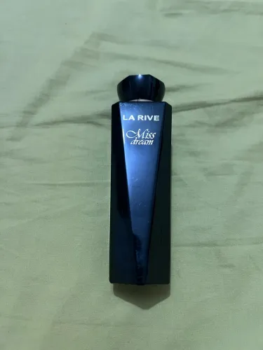 Perfume la rive