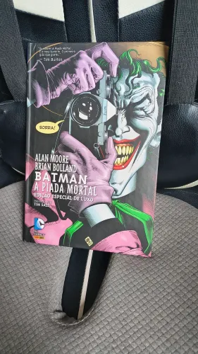 HQ Batman A Piada Mortal Edição Especial de Luxo