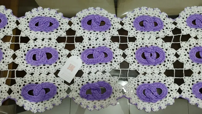 Caminho de mesa de Crochê para mesa de 6 lugares