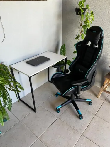 Super Combo: Cadeira Gamer DOZZ + Mesa de Escritório Leve