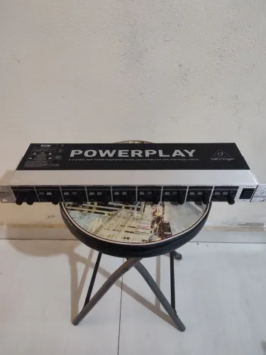 Pawerplay Behringer 8 Vias