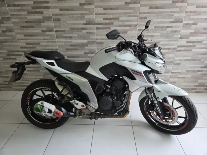 Vendo Fazer 250 FZ25 ano 2018