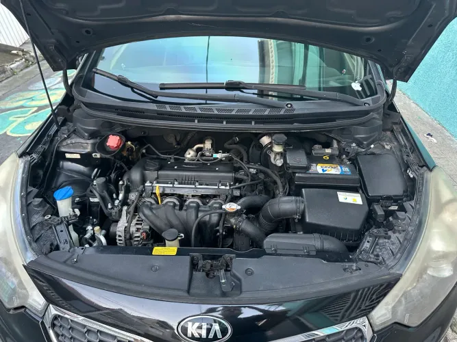 Kia Motors Cerato 1.6 16V Flex Aut. 2014