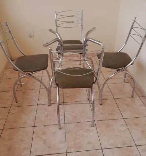 Mesa vidro 4 cadeiras